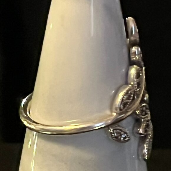 Pandora Sparkling Leaves Ring - 925 Silver - Size 8.5 - Includes Original Box - Picture 3 of 13